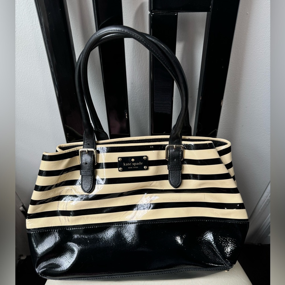 Kate Spade White and Black Bag